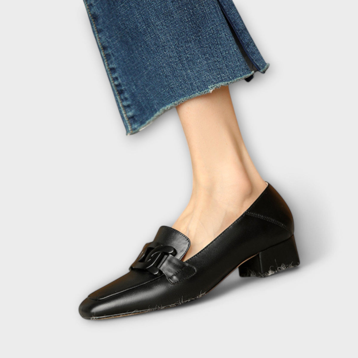 Janelle | Slippers