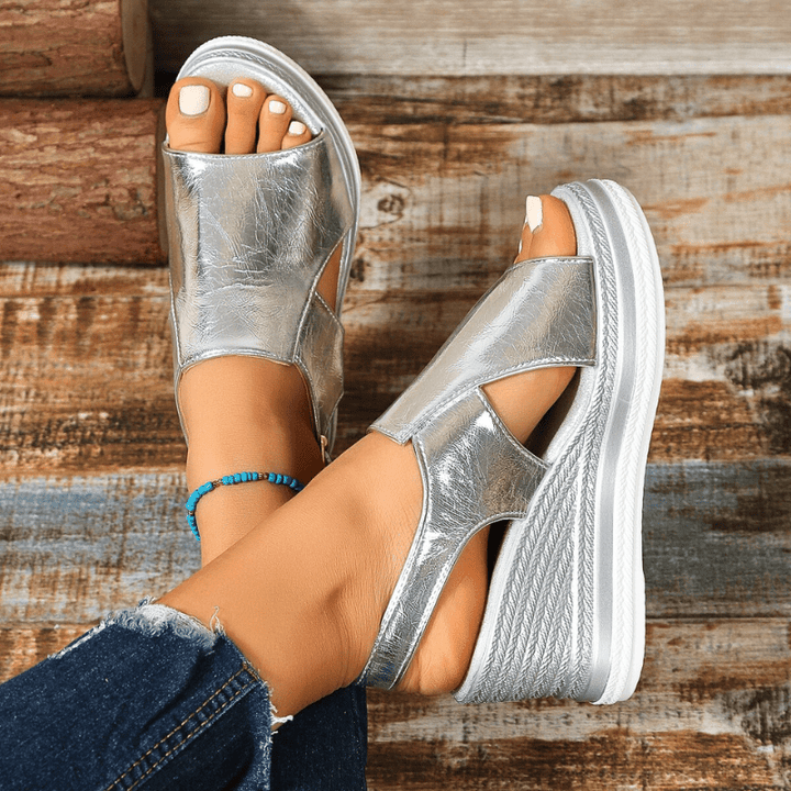 Baylie - Stylish Metallic Sandals