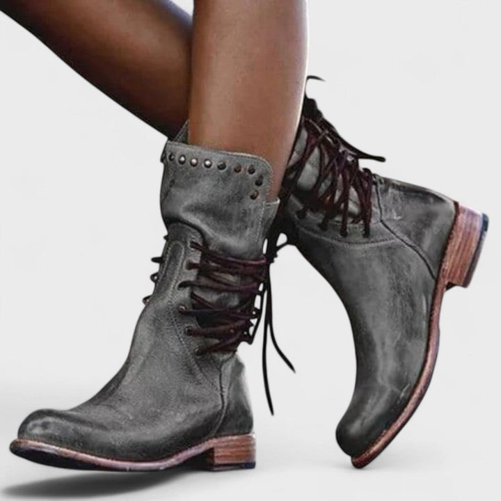 Aruna - Elegant, Comfortable Boots