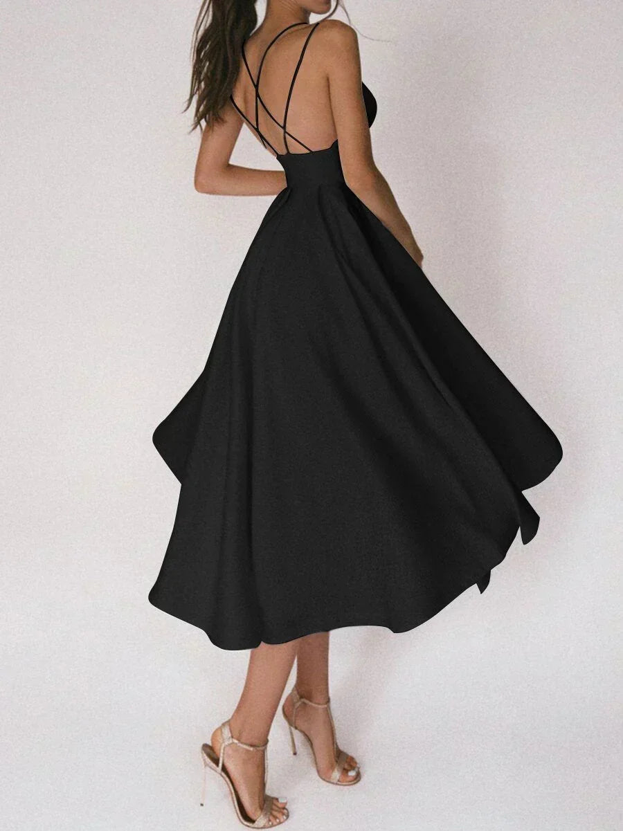 Elara - Elegant Minimalist Dress