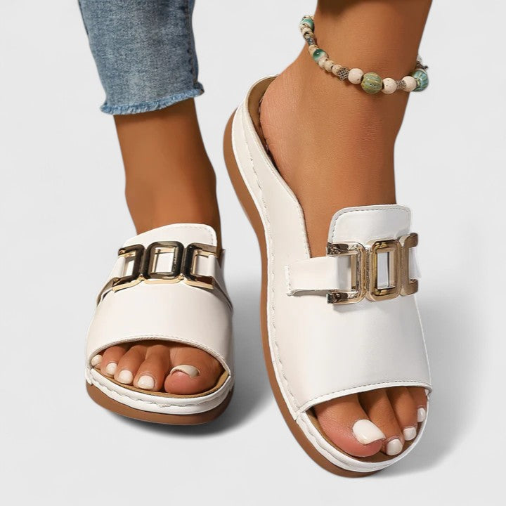 Patricia | Orthopaedic Sandals