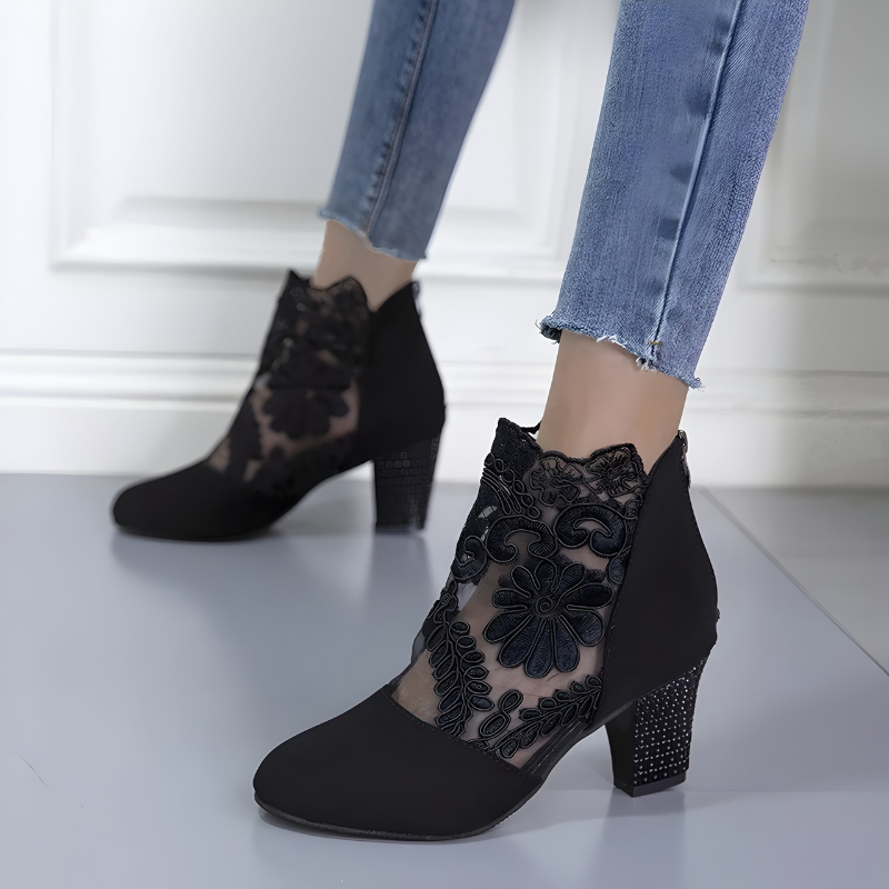 Lynora | Orthopaedic Heels