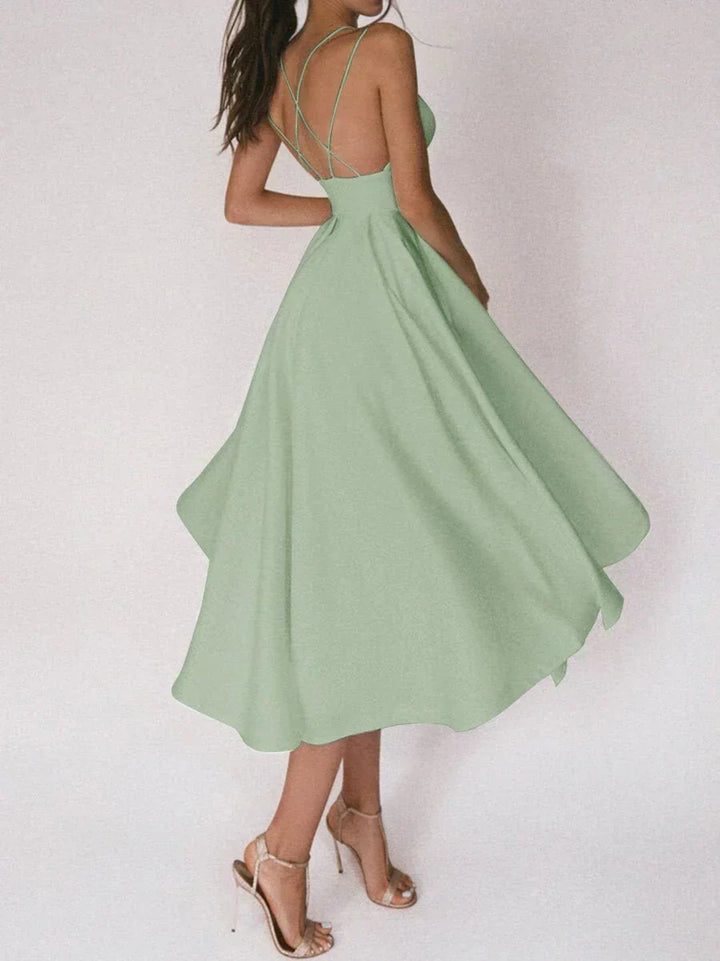 Elara - Elegant Minimalist Dress