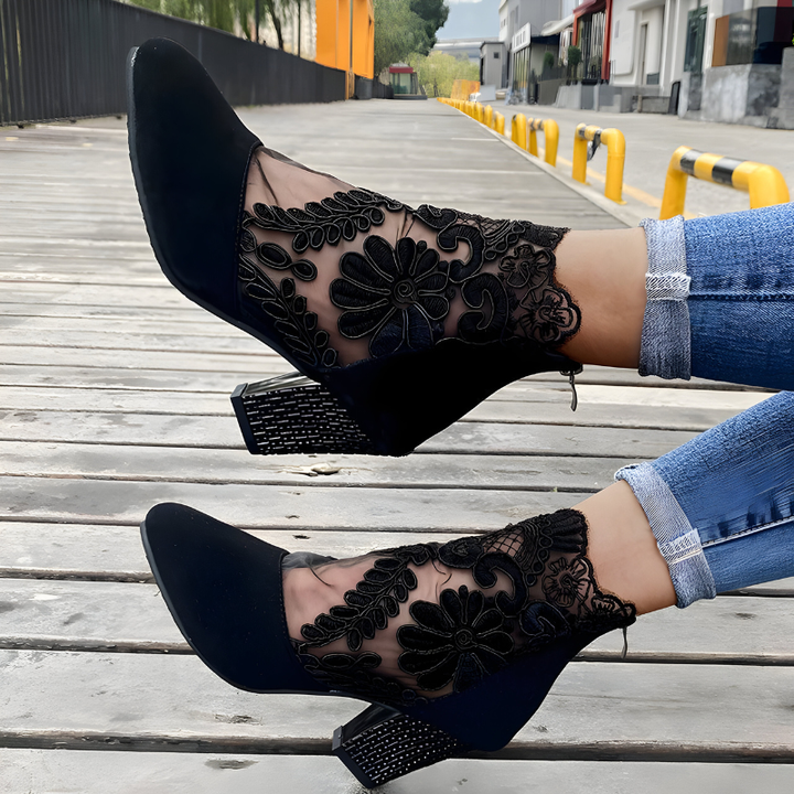 Lynora | Orthopaedic Heels