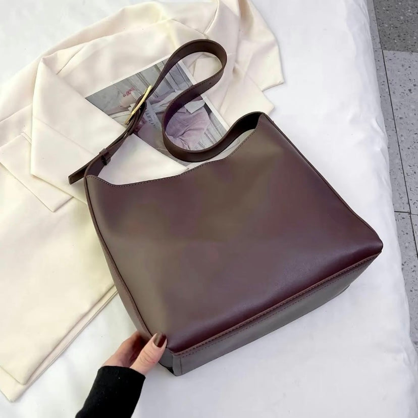 Coral | Elegant Leather Bag