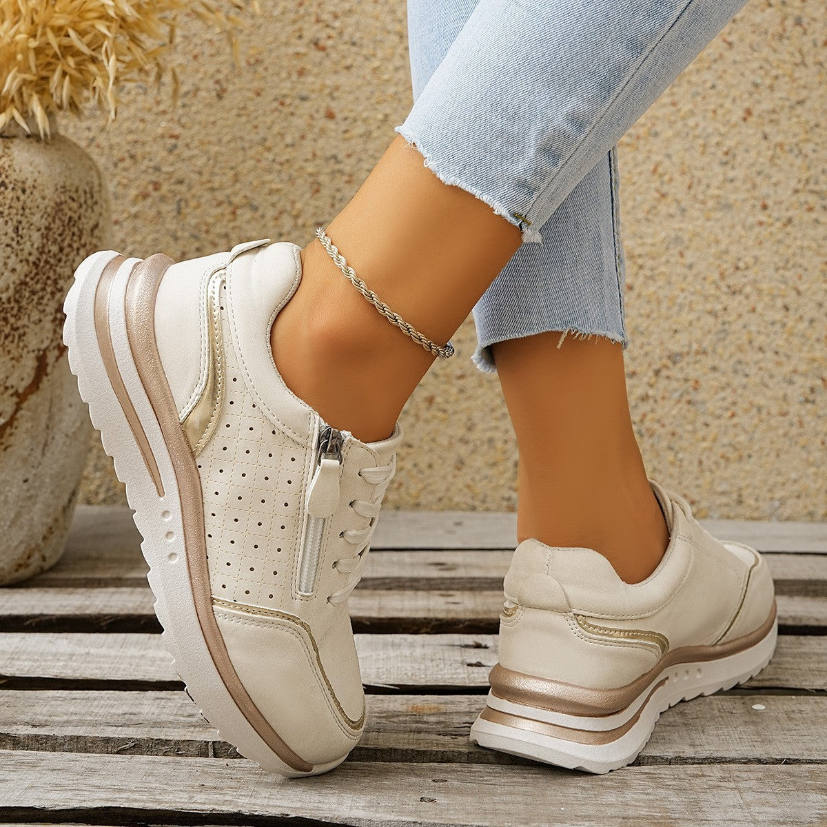 Margaret | Sneakers