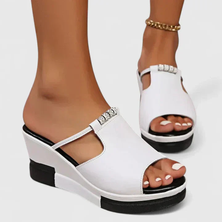 Melinda | Chic Orthopaedic Sandals