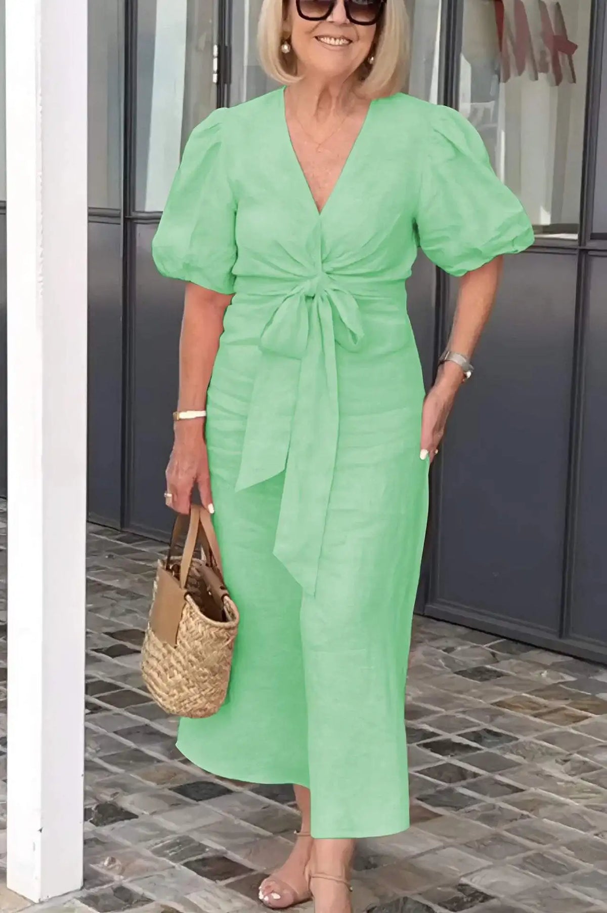 Vivienne | Elegant V-neck Midi Dress