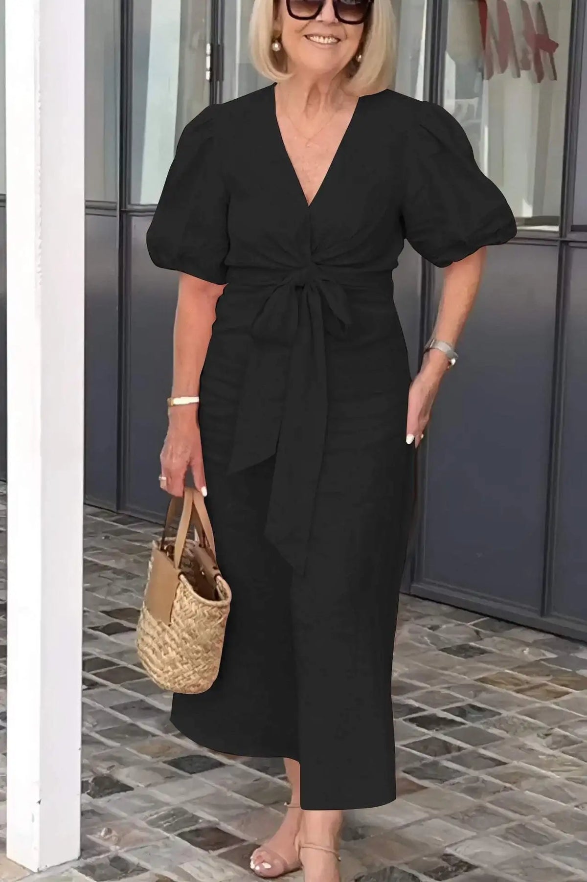 Vivienne | Elegant V-neck Midi Dress