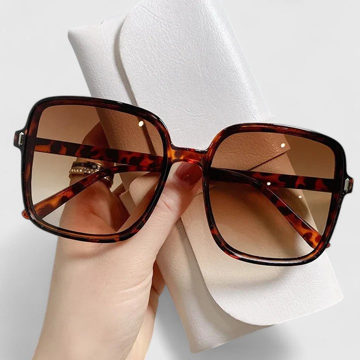 Tegan | Elegant Sunglasses