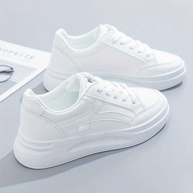 Chic White Sneakers with Lightweight Comfort