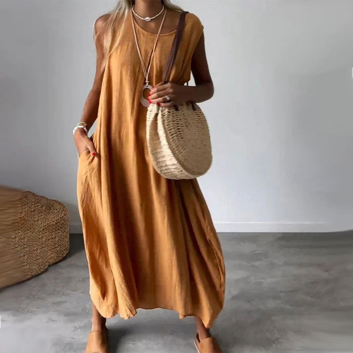 Amaris - Casual Sleeveless Dress